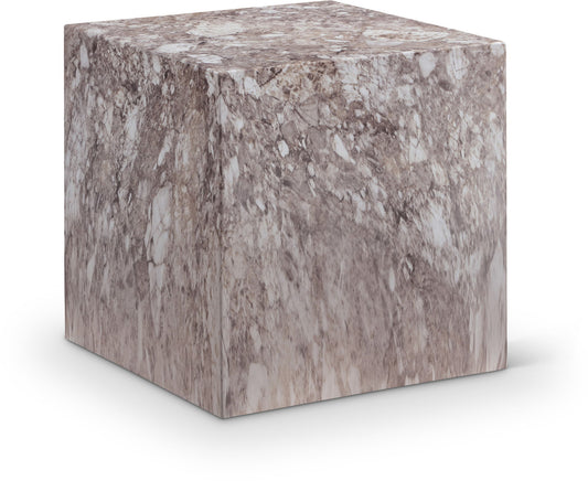 Piazza - Table