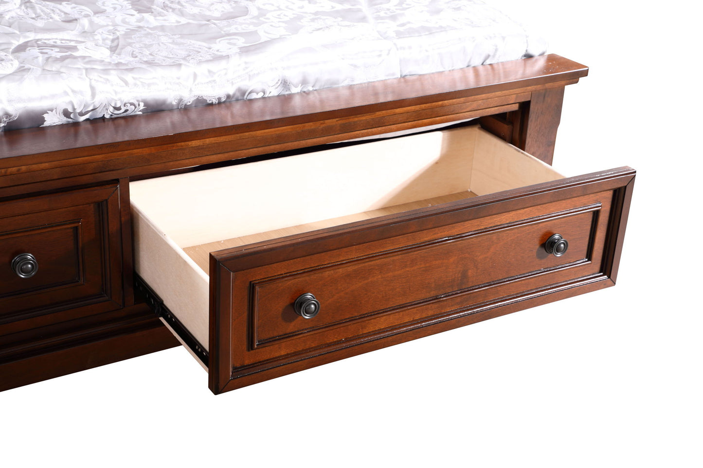 Stunning Sleigh Bed Design<