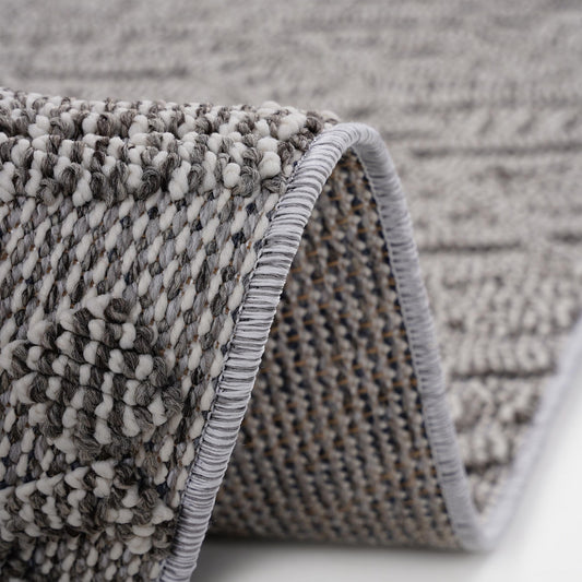 Guros - Traditional Indoor / Outdoor Rug