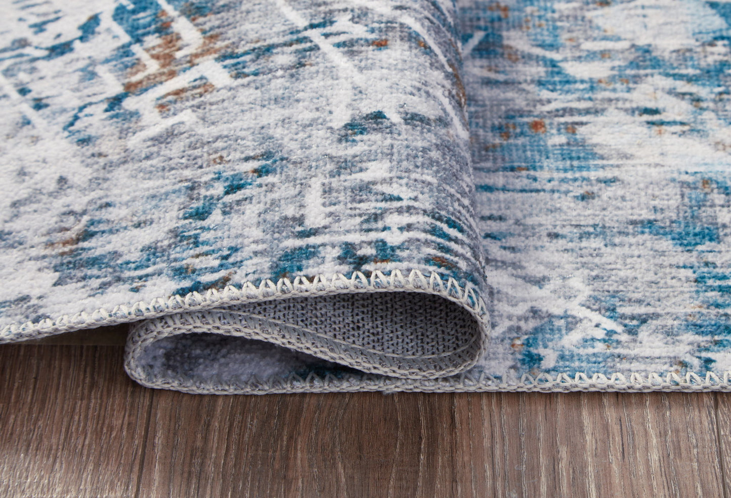 Garyard - 5' x 7' Rug - Blue Multi