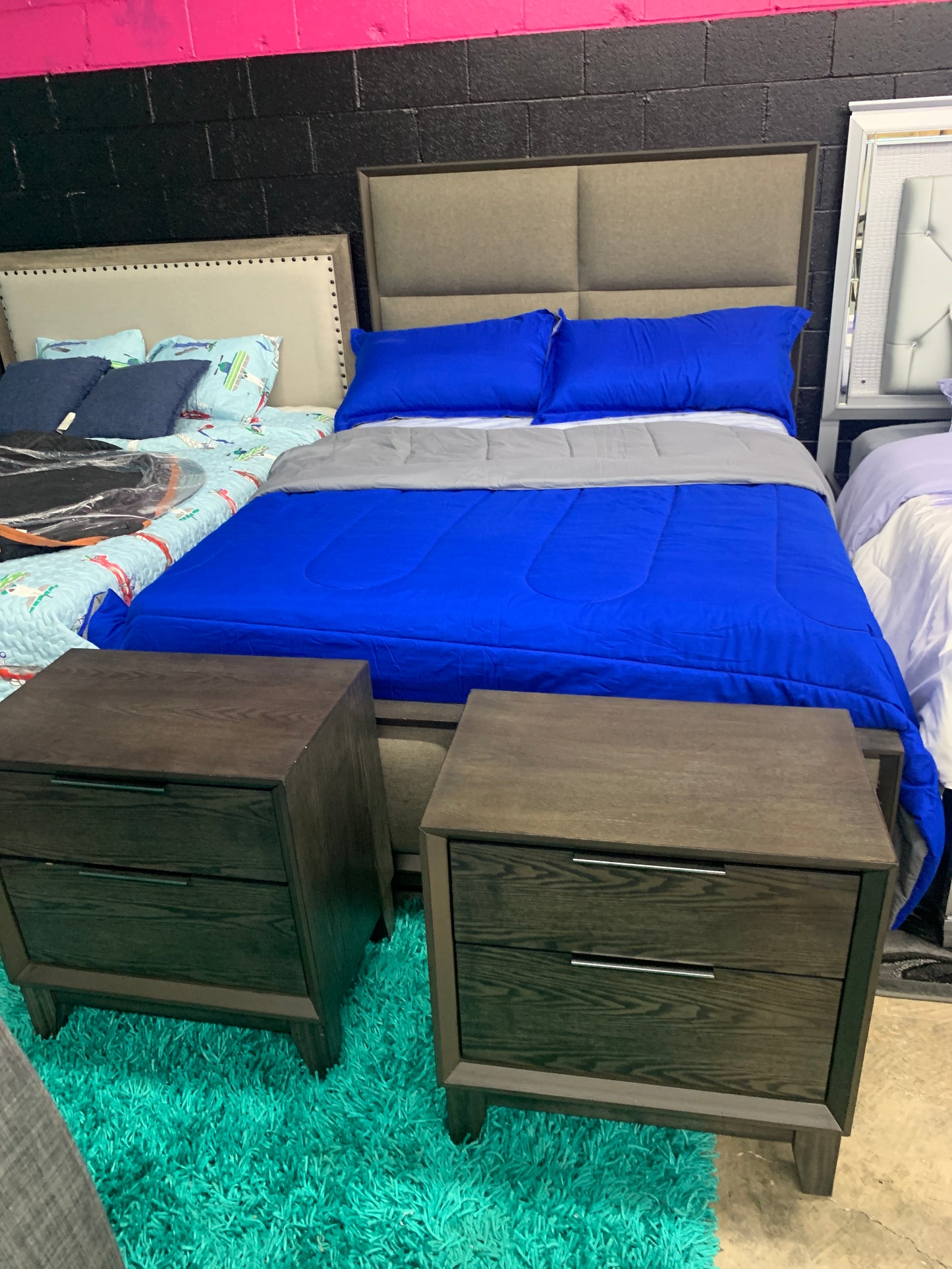 Cama Queen 2 nightstand+dresser top