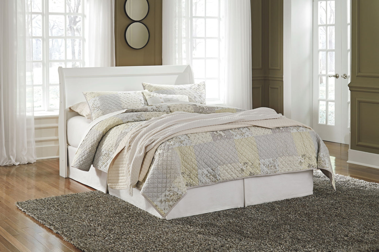 Anarasia - Sleigh Headboard