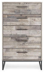 Neilsville - Five Drawer Chest - Whitewash