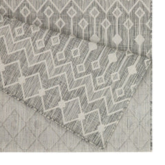 Sunshine - 5'3" X 7'3" Indoor & Outdoor Area Rug Polypropylene - Silver