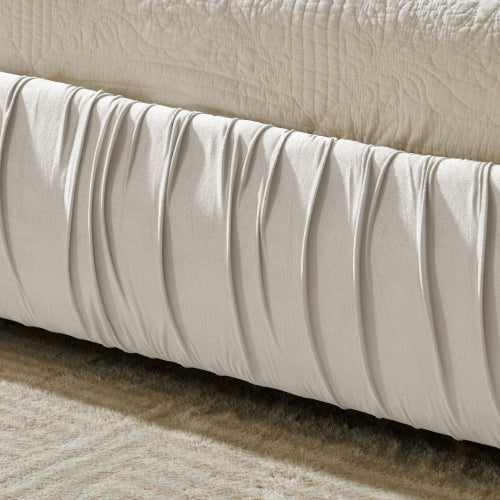 CAMA CREMA BEIGE #17 SOLO EN KING SIZE-King Size Upholstered Bed Frame, Modern Minimalist Style with Segmented Plump Compressed Sponge Headboard, Shiny velvet & Sturdy Leg Support, Mattress Not Included-Beige