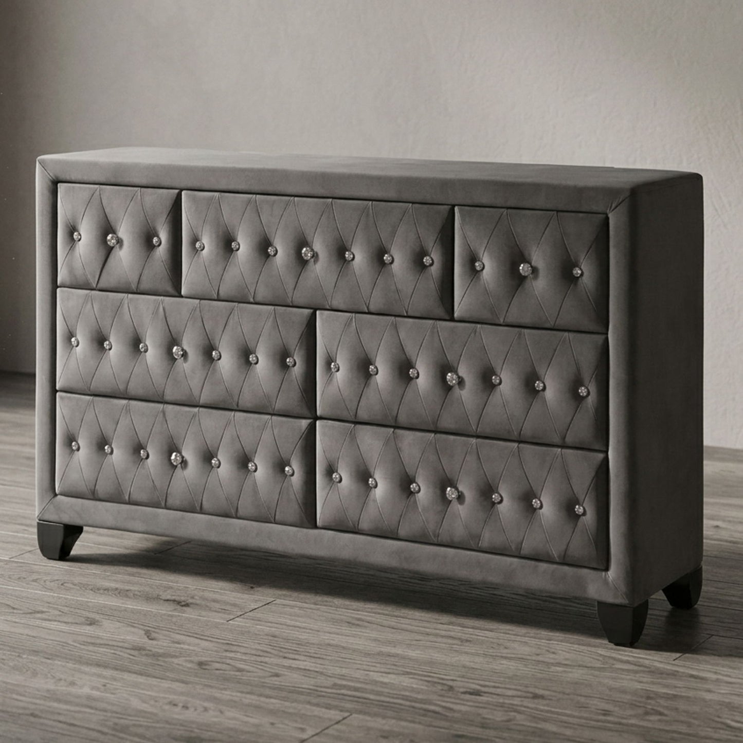 Sophia - 7 Drawer Dresser - Gray