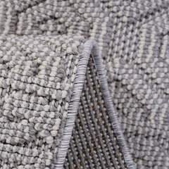 Guros - 6' X 9' Geometric Indoor / Outdoor Area Rug - White