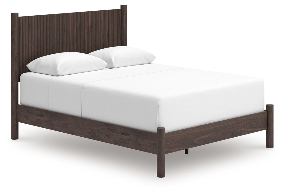Pamytta - Panel Platform Bedroom Set