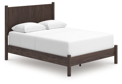 Pamytta - Panel Platform Bedroom Set