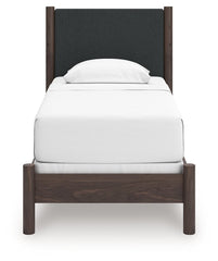 Pamytta - Upholstered Panel Bed