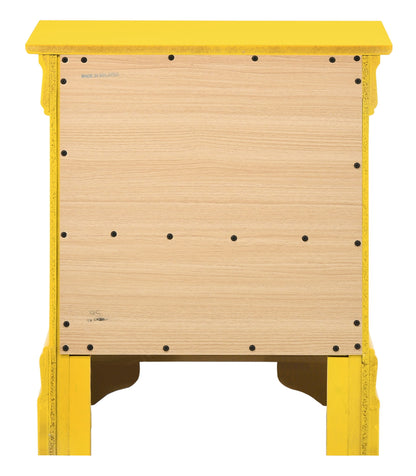 Traditional Style Design Nightstand