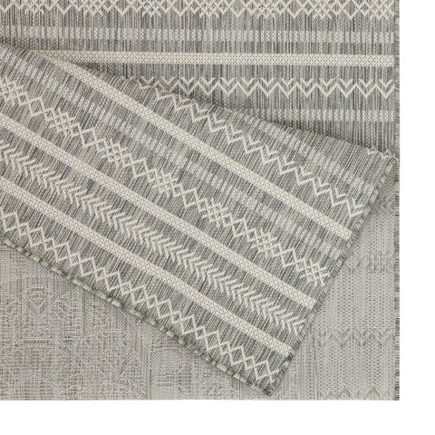 Sunshine - 5'3" X 7'3" Indoor, Outdoor Area Rug - Silver - Polypropylene