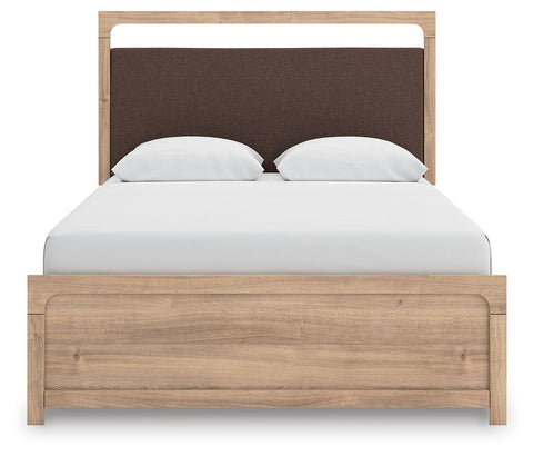 Kinlanni - Upholstered Platform Bed