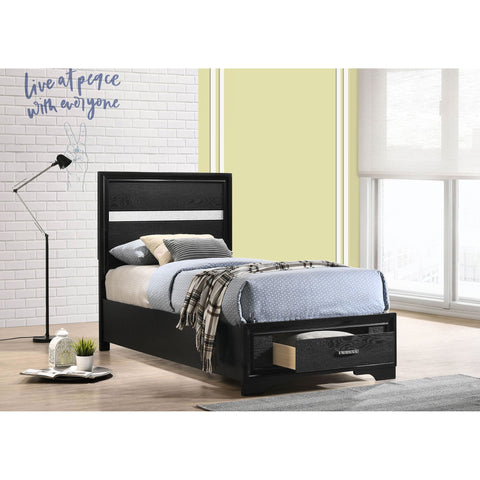 Urbana - Storage Panel Bed