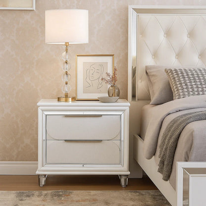 48-MESITAS DE NOCHE / NIGHTSTANDS #2 - ESPEJO BLANCO CON 2 GAVETAS - SET DE 2 - $599