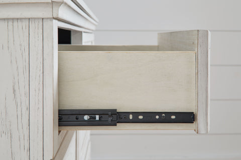 Robbinsdale - Dresser, Mirror - Youth - Antique White